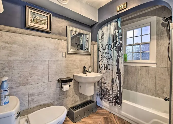 Holiday home Pet-friendly W/ Deck! Bartlett